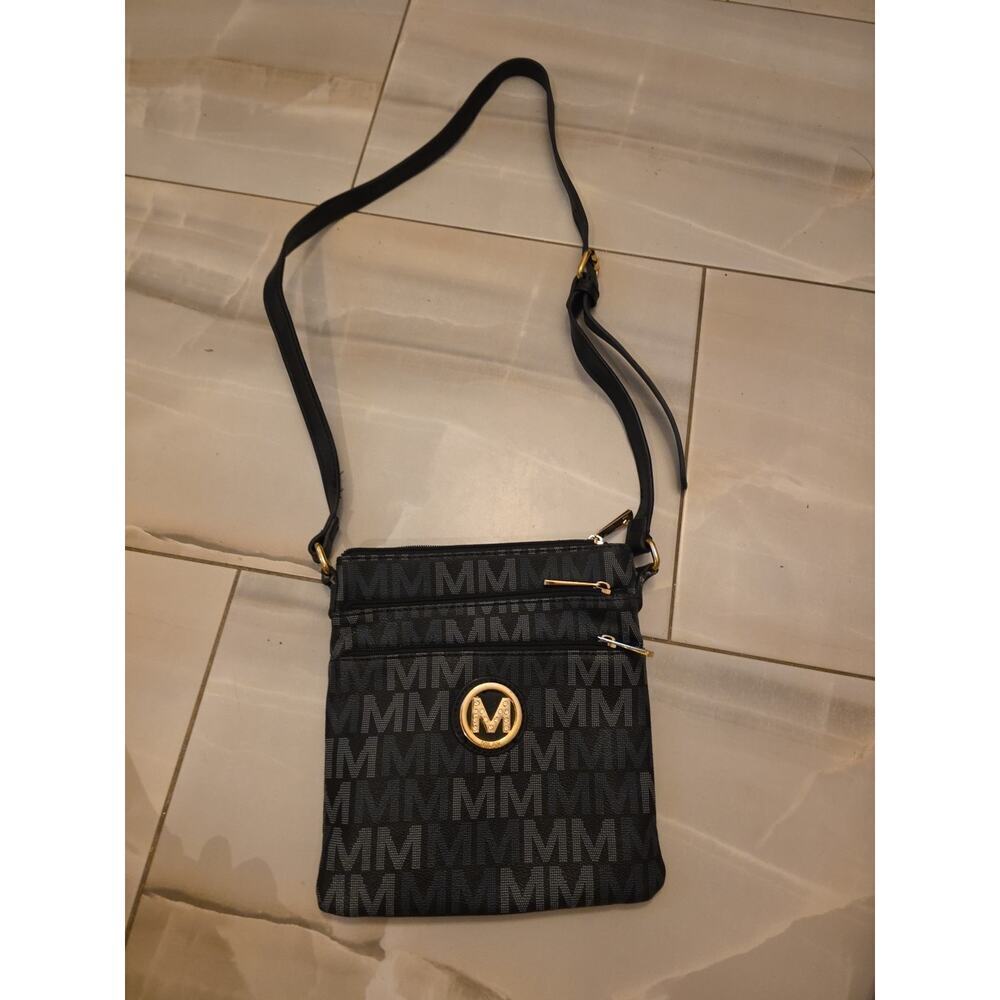 $198 Michael Kors Fulton Double Zip Crossbody Bag Black Pebbled Leather‎